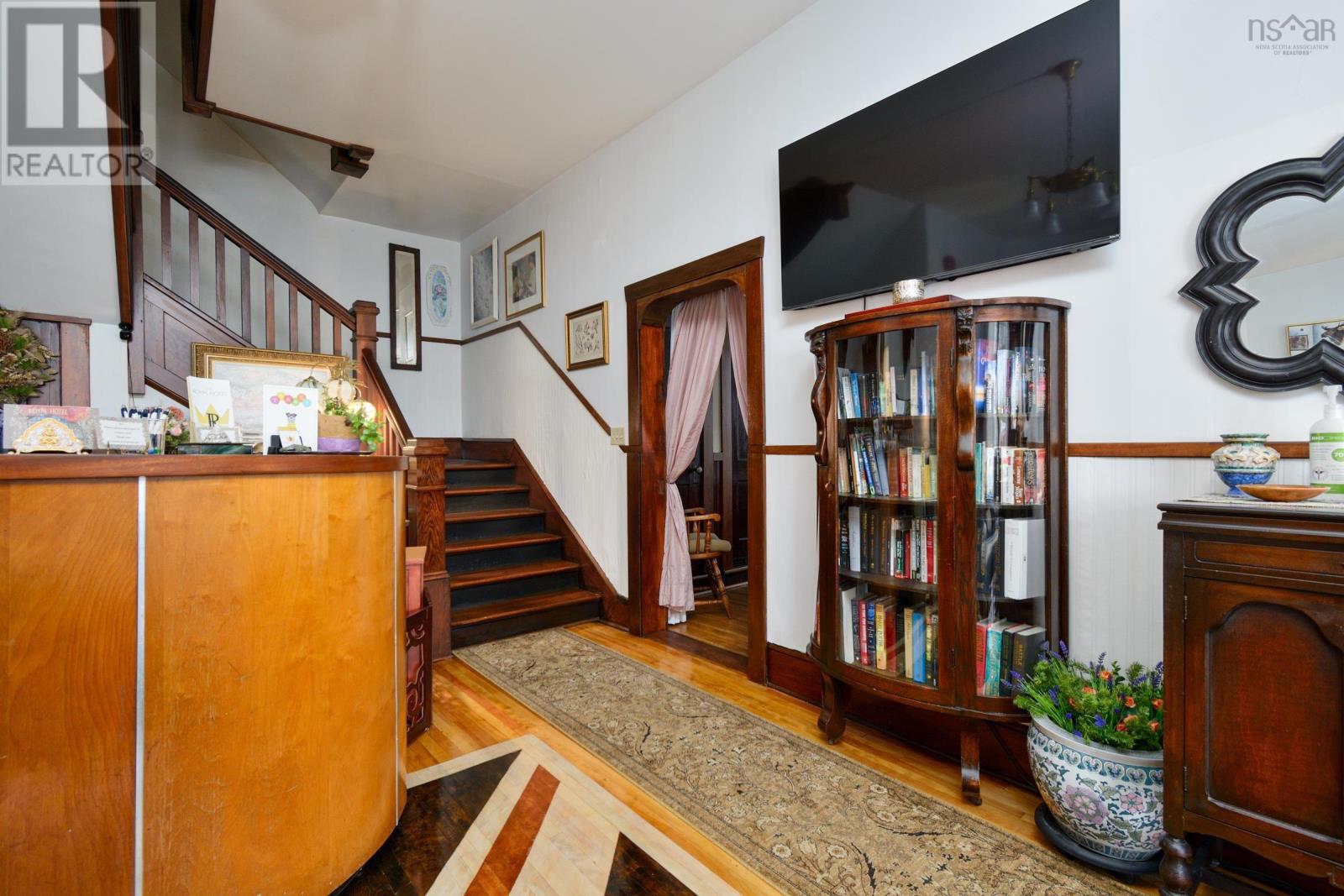 345 Esplanade Street, Sydney, Nova Scotia  B1P 1A9 - Photo 10 - 202618125