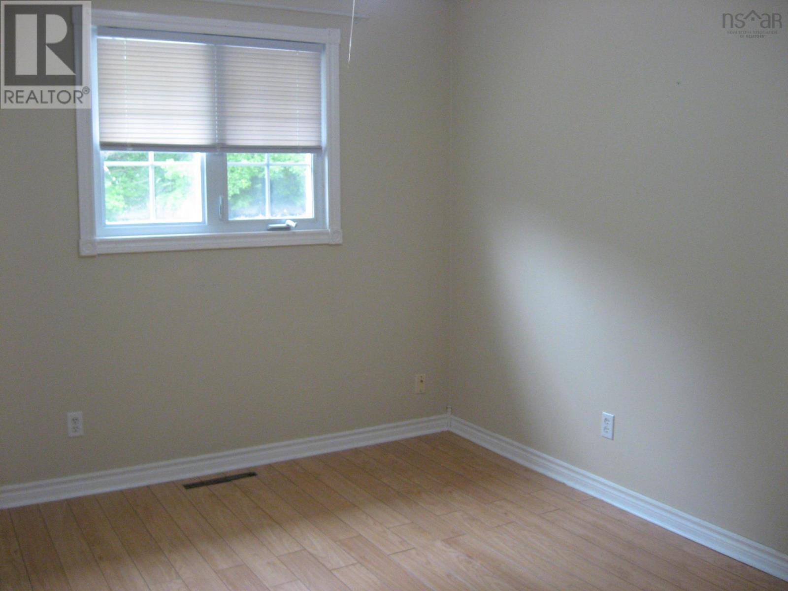 22 Barss Street, Liverpool, Nova Scotia  B0T 1K0 - Photo 9 - 202618156