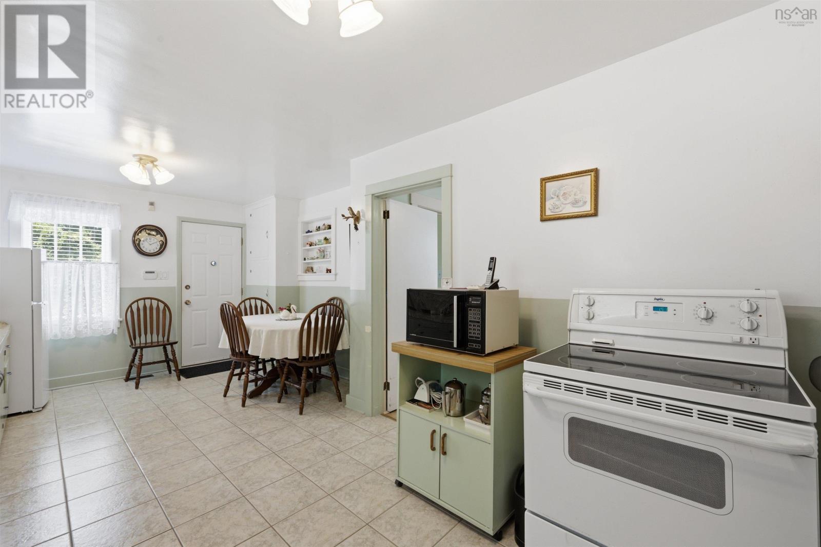 3360 Albert Street, Halifax, Nova Scotia  B3K 3N2 - Photo 13 - 202618161