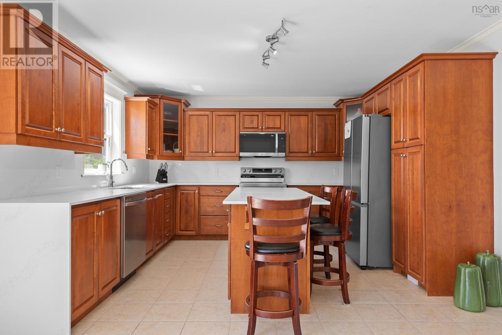 31 Transom Drive, Halifax, Nova Scotia  B3M 4V5 - Photo 9 - 202618166