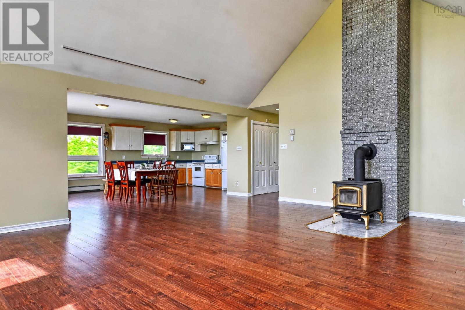 2420 Coxheath Road, Blacketts Lake, Nova Scotia  B1L 1A5 - Photo 15 - 202618187