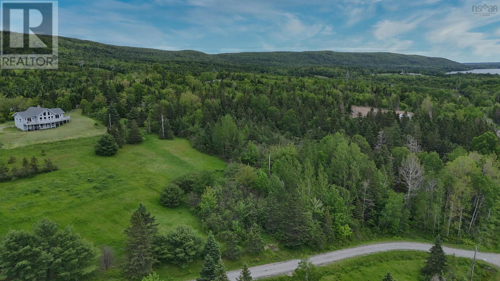 2420 Coxheath Road, Blacketts Lake, Nova Scotia  B1L 1A5 - Photo 3 - 202618187