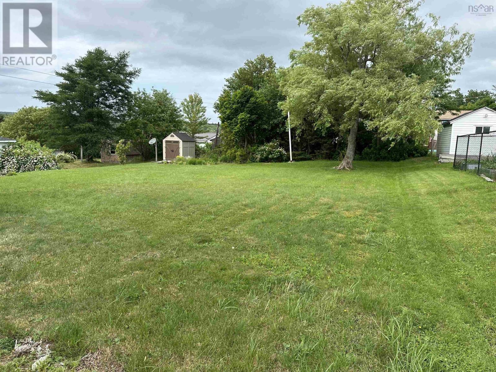 14 Maclaughlin Drive, Port Hawkesbury, Nova Scotia  B9A 2E6 - Photo 10 - 202618191
