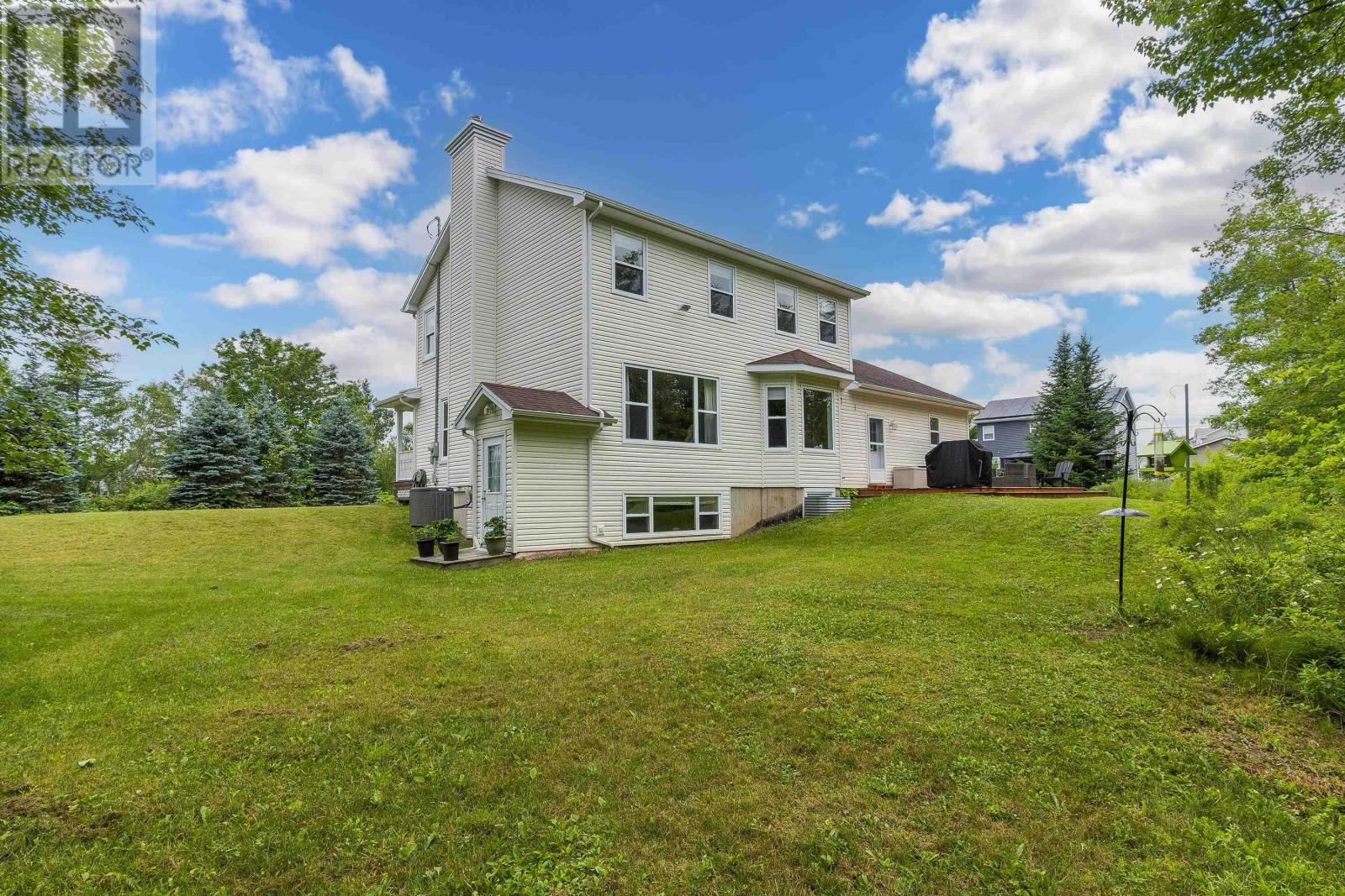 72 Elmwood Drive, Elmsdale, Nova Scotia  B2S 0A2 - Photo 5 - 202618205