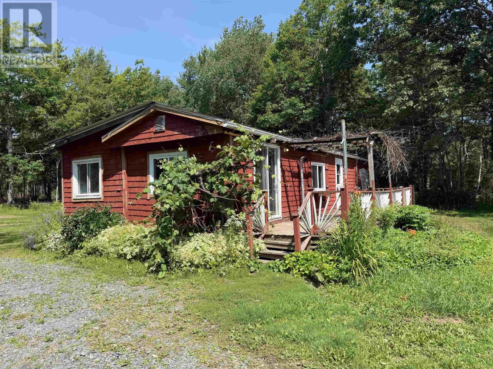 3561 Gairloch Road, Rocklin, Nova Scotia  B0K 2A0 - Photo 3 - 202618247