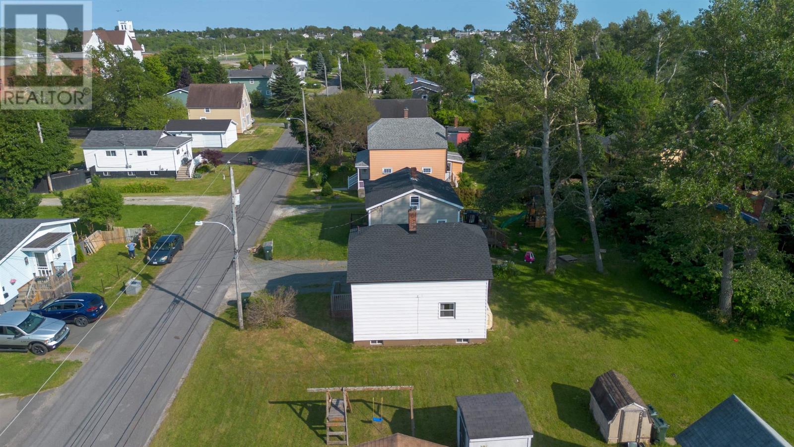 4 Mcpherson Street, Glace Bay, Nova Scotia  B1A 2A7 - Photo 18 - 202618388