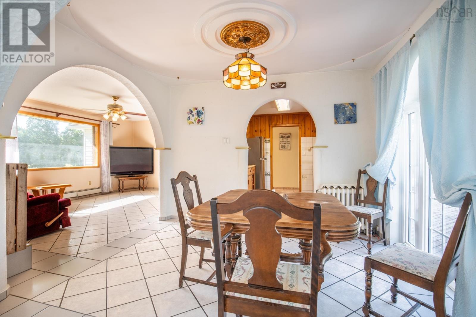 2357 Highway 203 East Kemptville, East Kemptville, Nova Scotia  B5A 5P5 - Photo 12 - 202618482