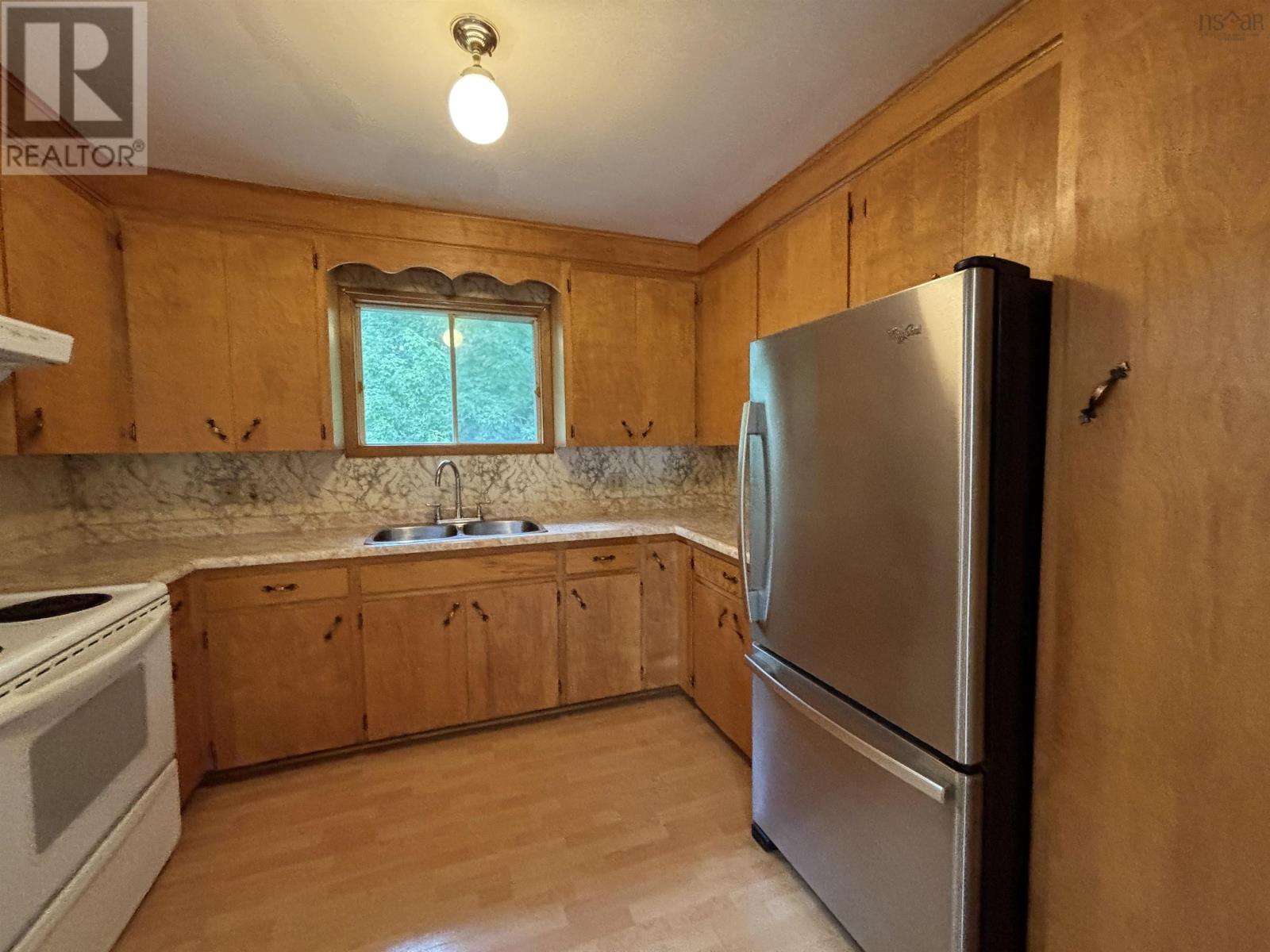 42 Alpine Drive, Bridgewater, Nova Scotia  B4V 3A7 - Photo 14 - 202618590