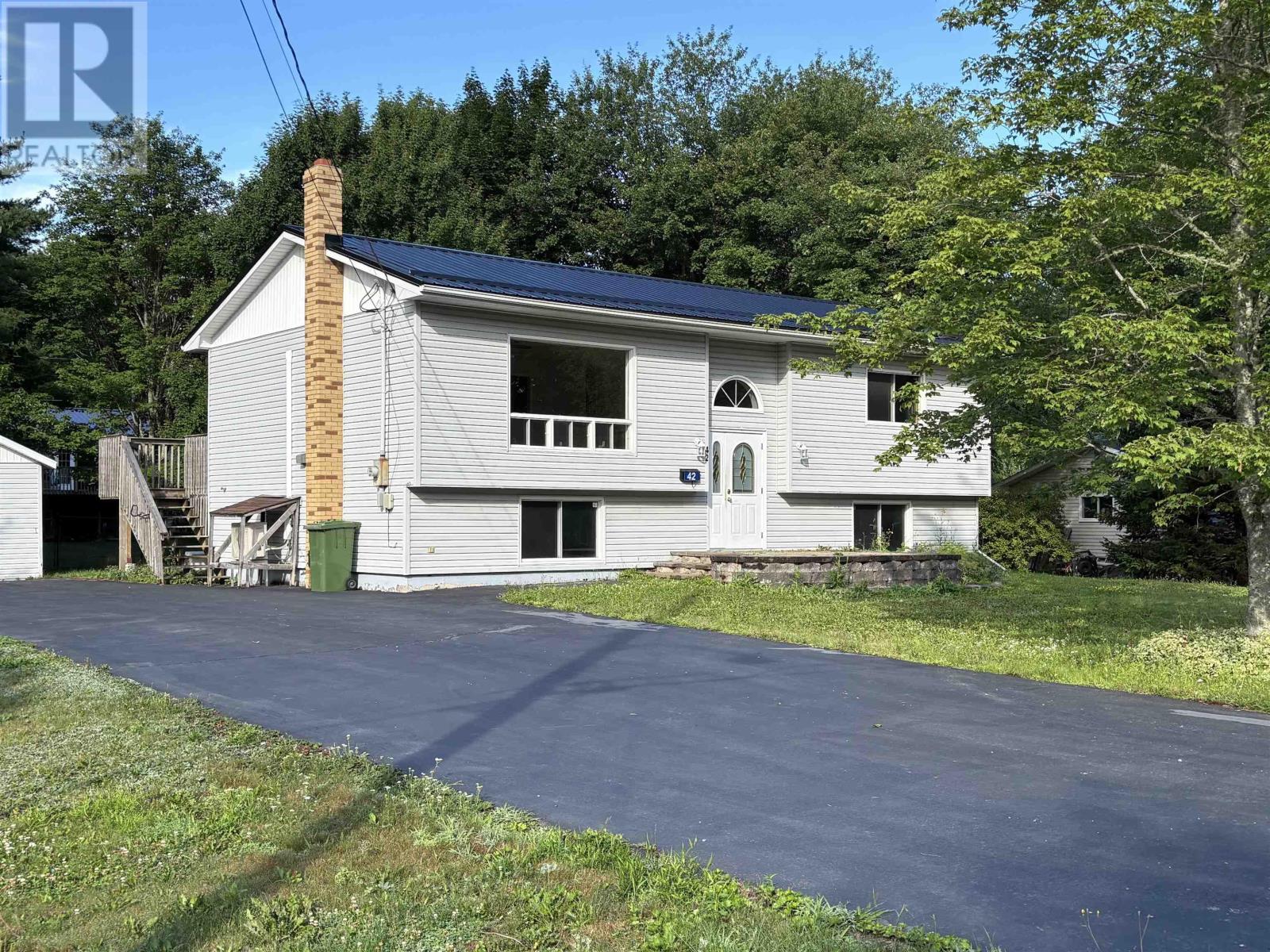 42 Alpine Drive, Bridgewater, Nova Scotia  B4V 3A7 - Photo 6 - 202618590