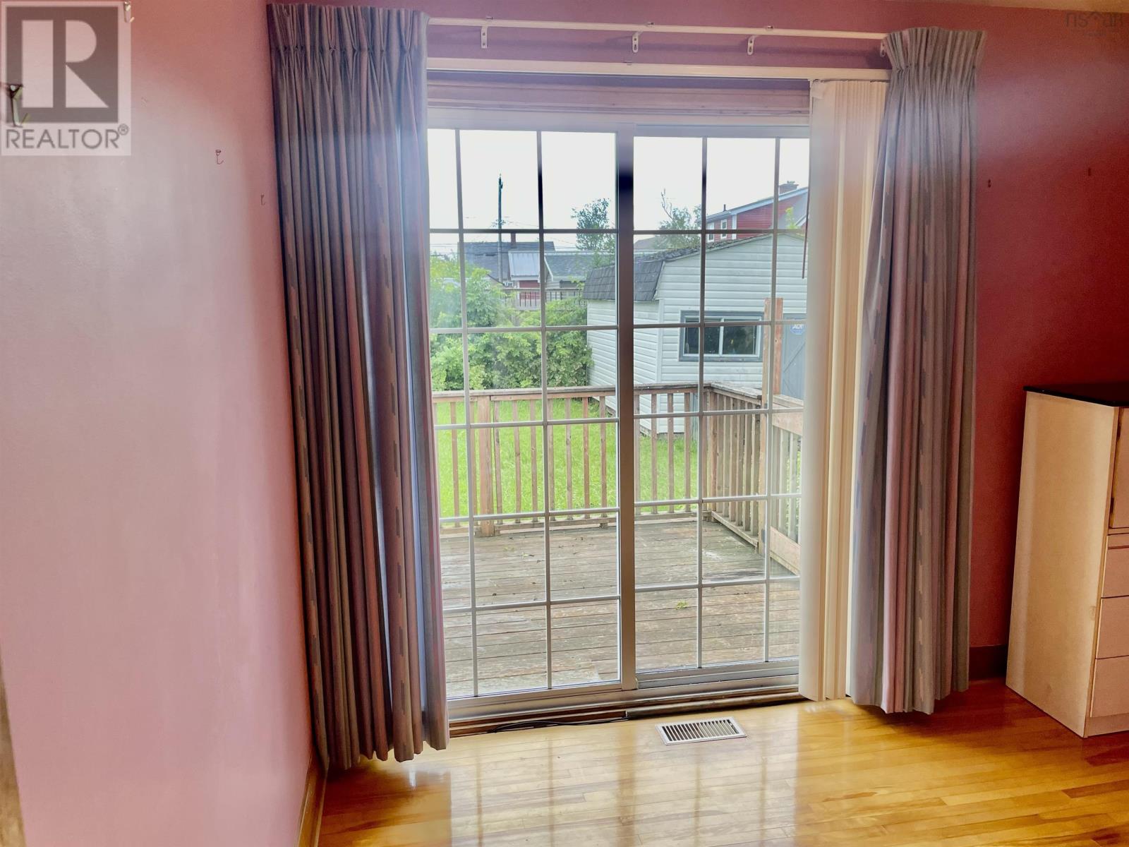 358 Columbia Street, Sydney, Nova Scotia  B1P 4K3 - Photo 13 - 202618627