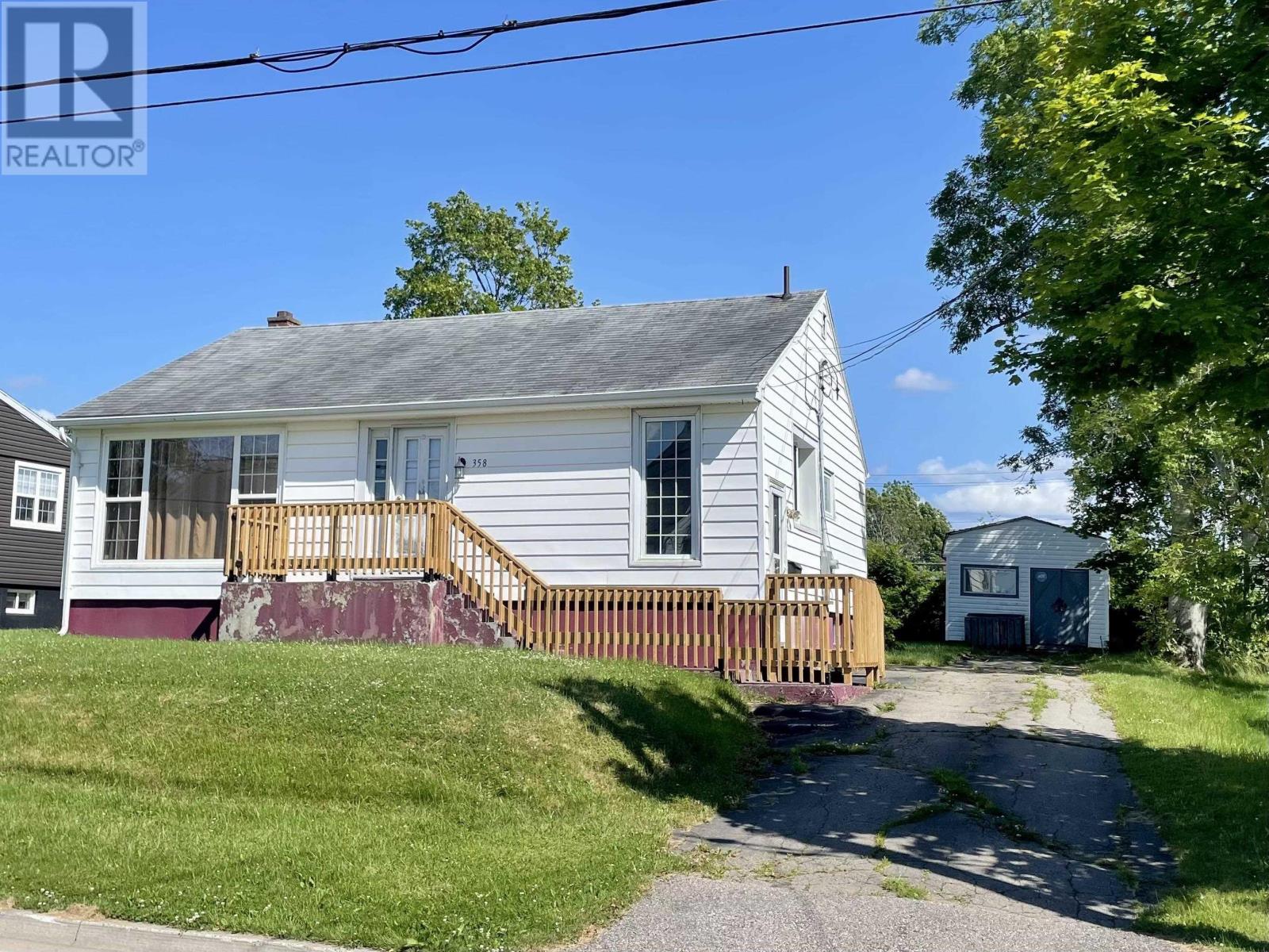 358 Columbia Street, Sydney, Nova Scotia  B1P 4K3 - Photo 3 - 202618627