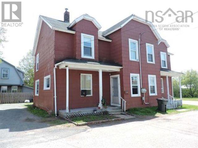 2-4 Queen Street Extension, Amherst, Nova Scotia  B4H 1P8 - Photo 2 - 202618644
