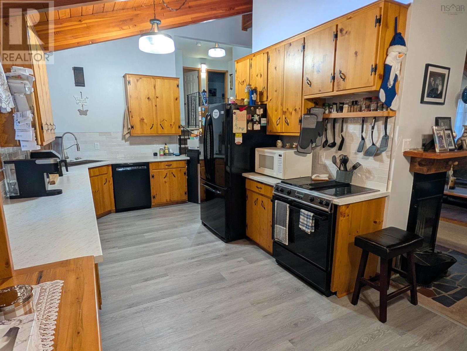 28 Purdy Drive, Truro, Nova Scotia  B2N 5W8 - Photo 8 - 202618647