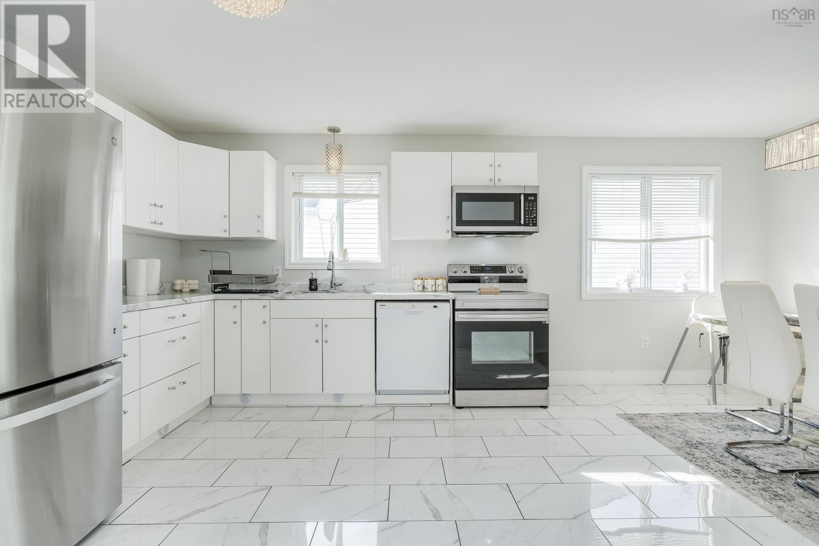 282 Charles Road, Timberlea, Nova Scotia  B3T 1N6 - Photo 8 - 202618780