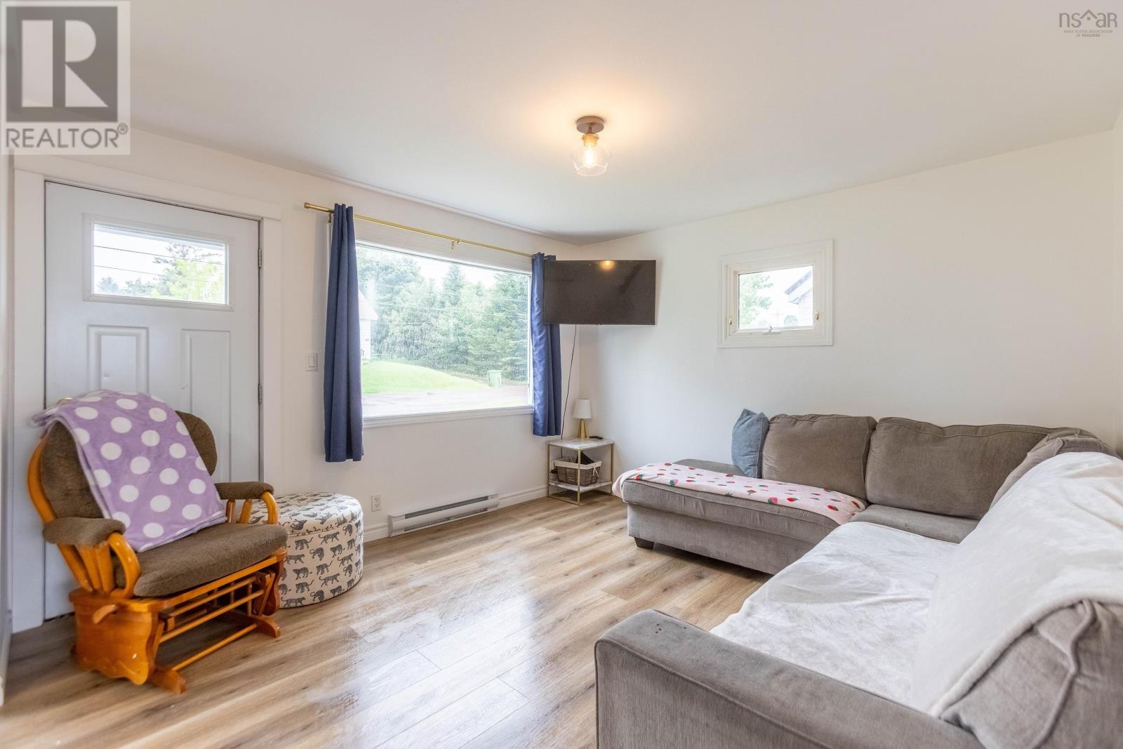 46 Maple Street, Springhill, Nova Scotia  B0M 1X0 - Photo 14 - 202618869