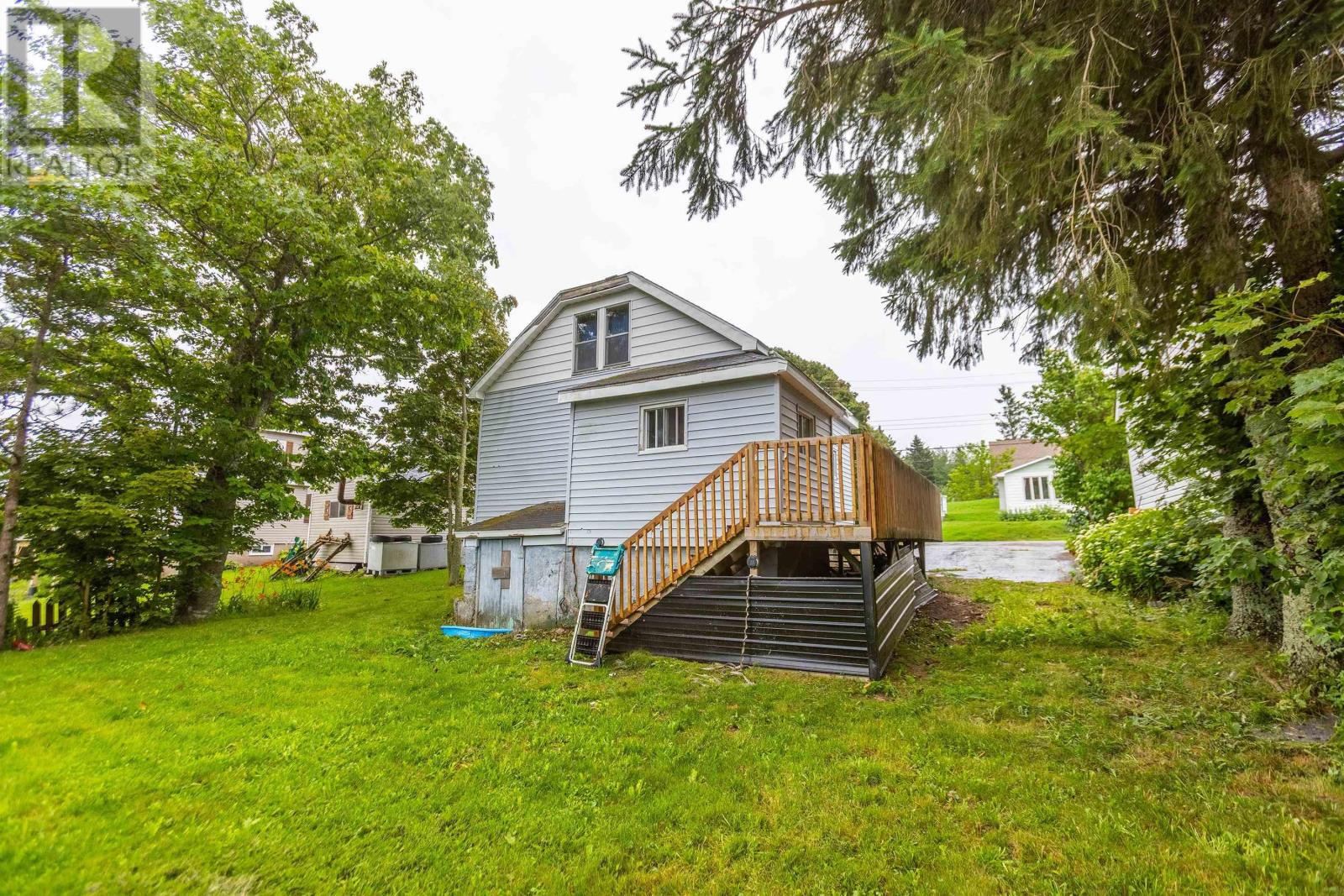 46 Maple Street, Springhill, Nova Scotia  B0M 1X0 - Photo 4 - 202618869