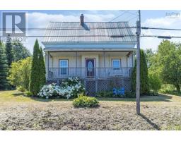4902 Highway 1, waterville, Nova Scotia