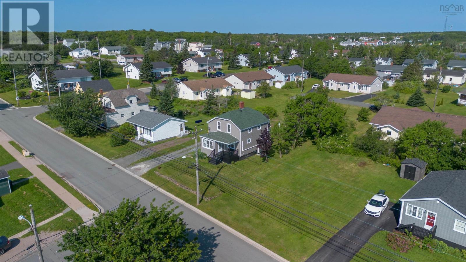 32 Highland Street, Glace Bay, Nova Scotia  B1A 2T5 - Photo 6 - 202619050