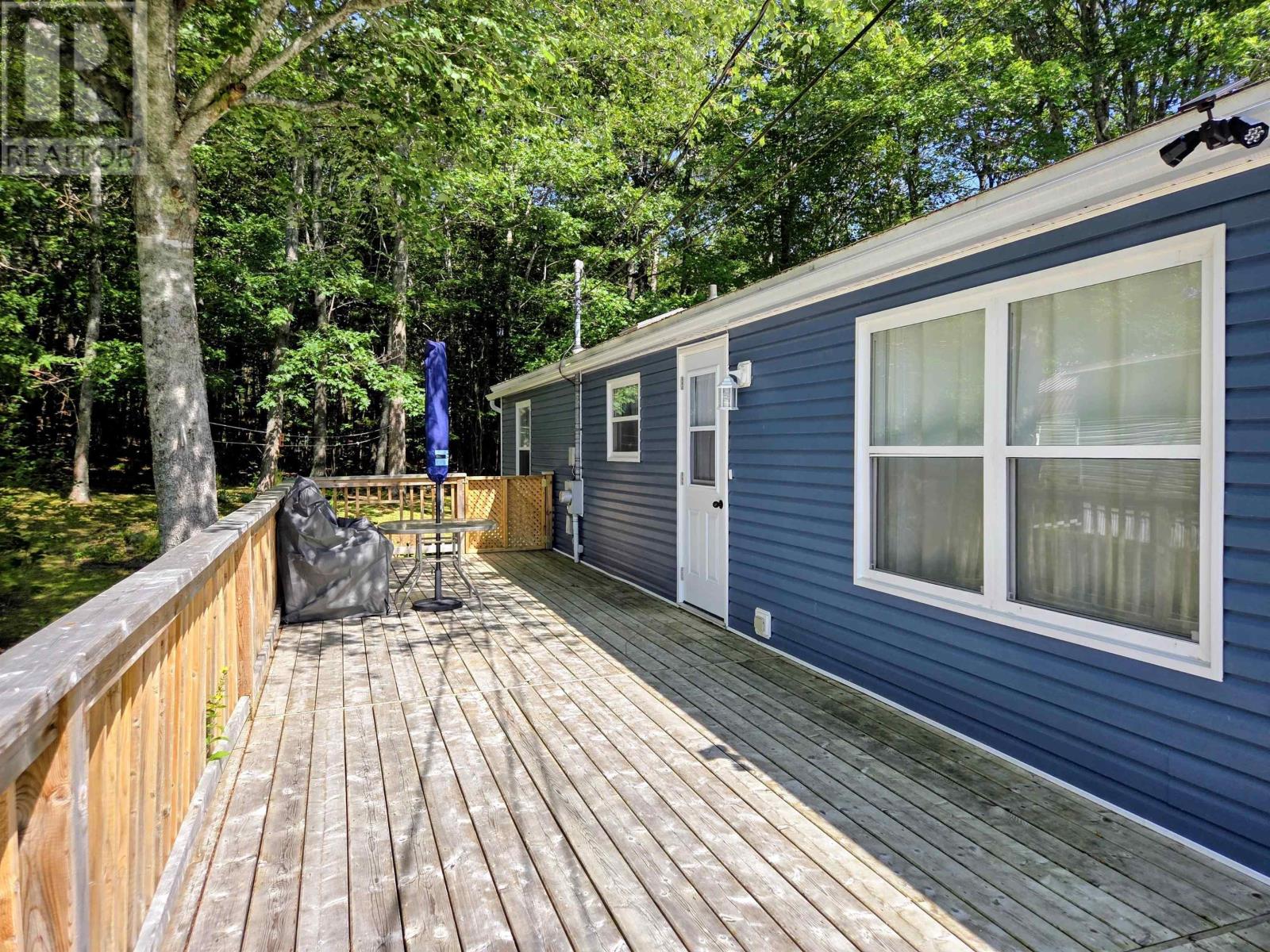 27 Spring Crescent, Bridgewater, Nova Scotia  B4V 3G3 - Photo 6 - 202619061