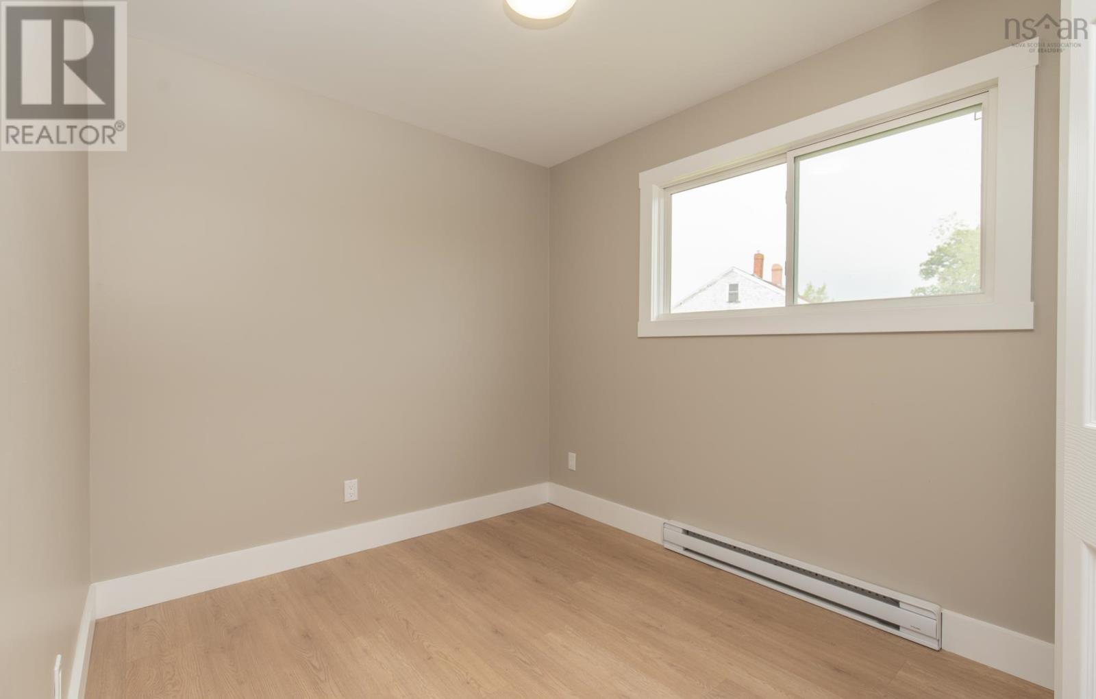 2 Huntington Street, Yarmouth, Nova Scotia  B5A 2R9 - Photo 22 - 202619073