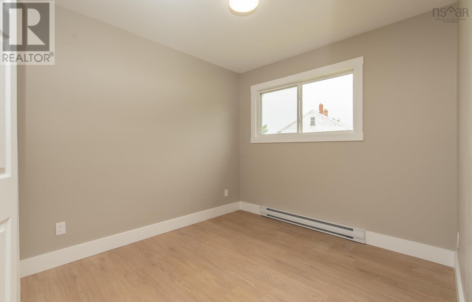 2 Huntington Street, Yarmouth, Nova Scotia  B5A 2R9 - Photo 25 - 202619073