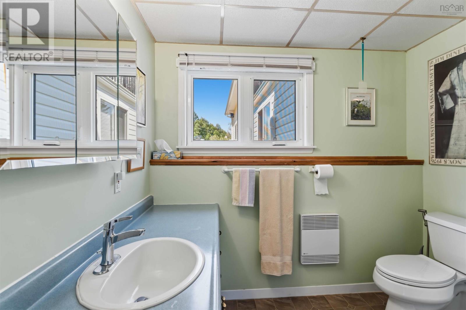 6 Iona Road, Wolfville, Nova Scotia  B4P 2H1 - Photo 12 - 202619093