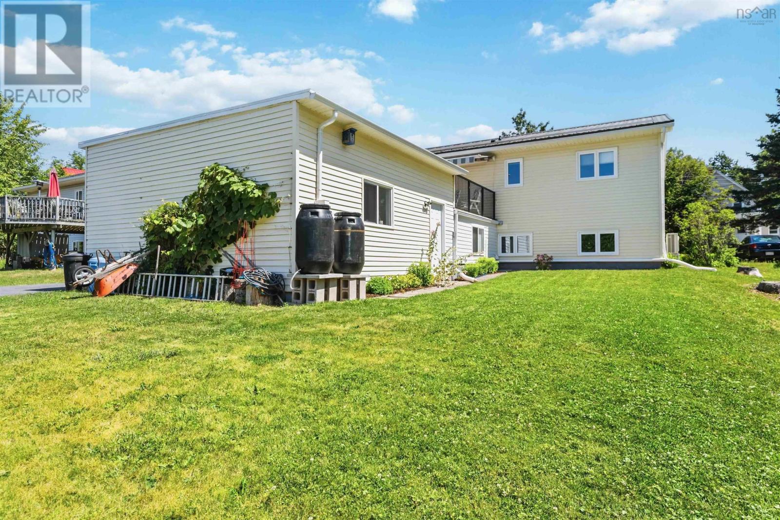 6 Iona Road, Wolfville, Nova Scotia  B4P 2H1 - Photo 35 - 202619093