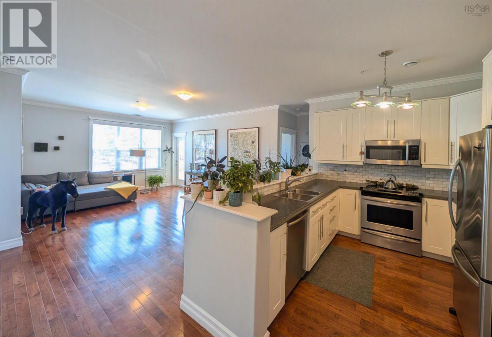 204 24 Harbourside Drive, Wolfville, Nova Scotia  B4P 2C1 - Photo 2 - 202619094