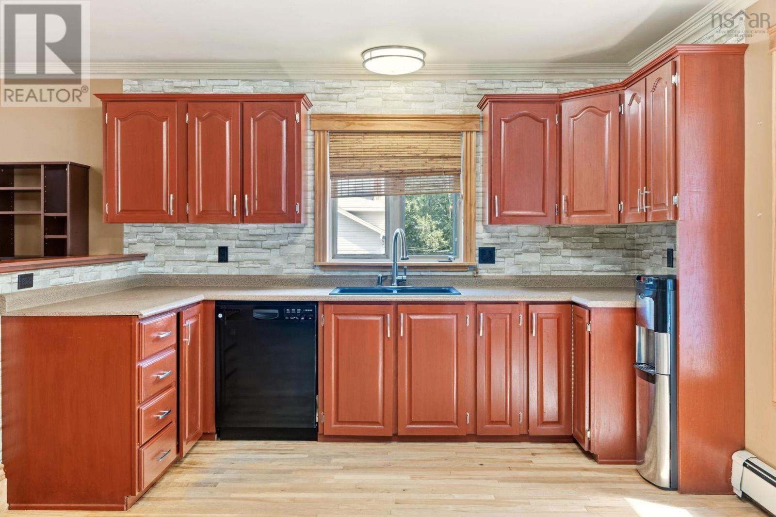 15 Meadow Brook Drive, Beaver Bank, Nova Scotia  B4G 1E2 - Photo 12 - 202619095