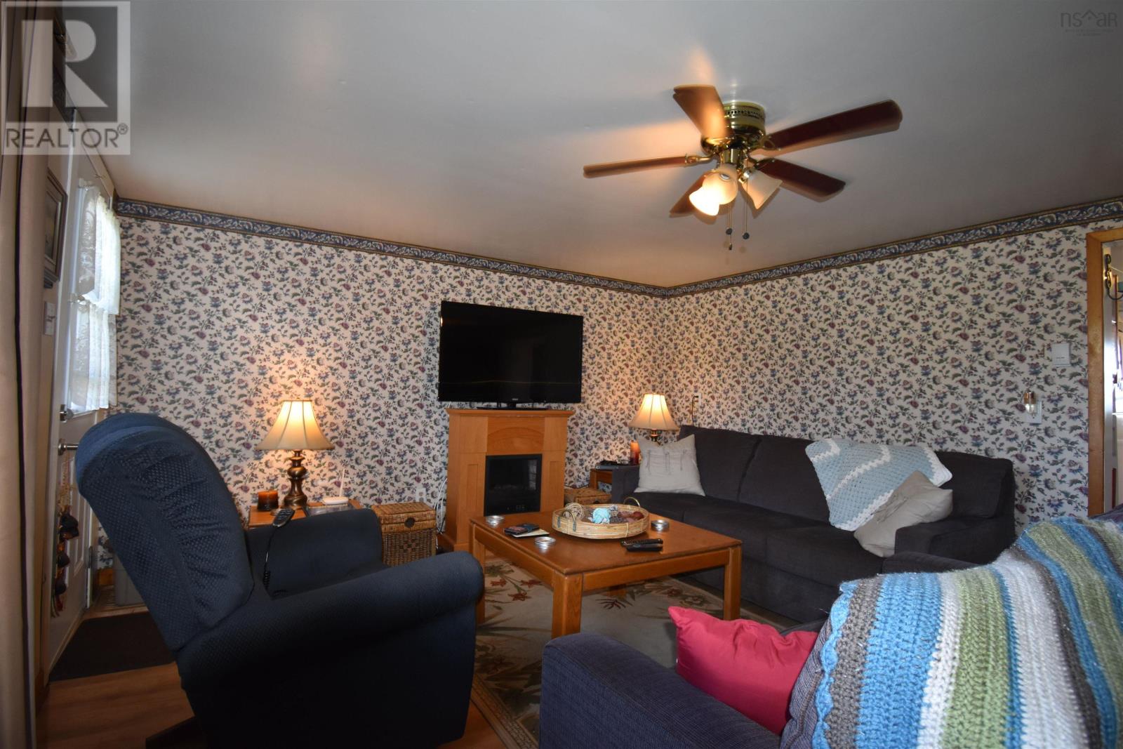 4540 Highway 2, Upper Economy, Nova Scotia  B0M 1J0 - Photo 6 - 202619122