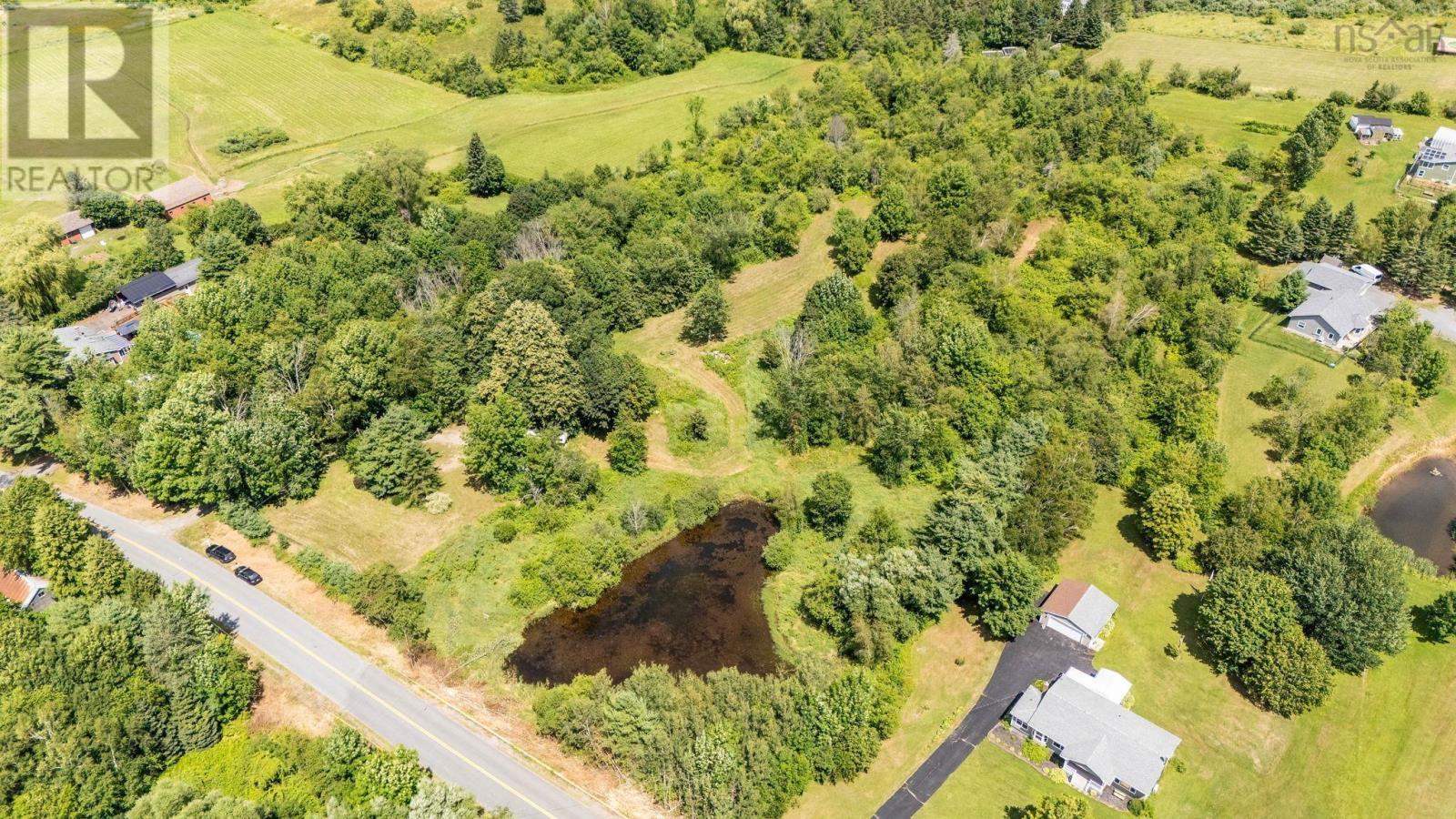 105 Dill Road, Currys Corner, Nova Scotia  B0N 2T0 - Photo 3 - 202619124