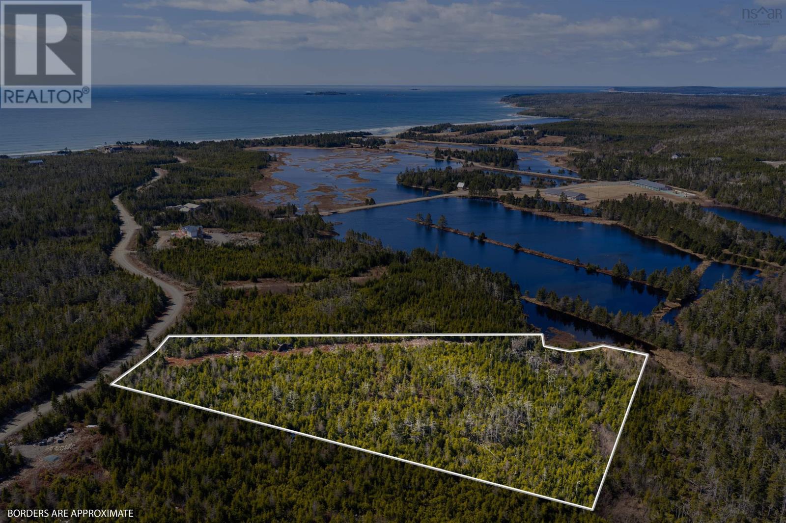 19 Lipkudamoonk Path, clam bay, Nova Scotia