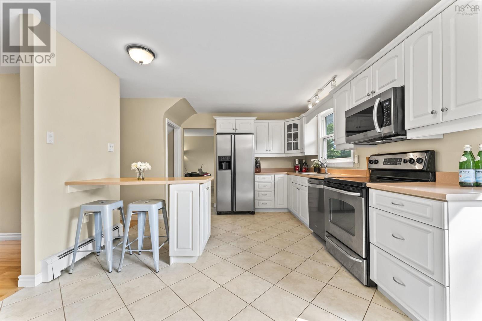 8 Fox Glove Lane, Halifax, Nova Scotia  B3M 2R8 - Photo 9 - 202619556