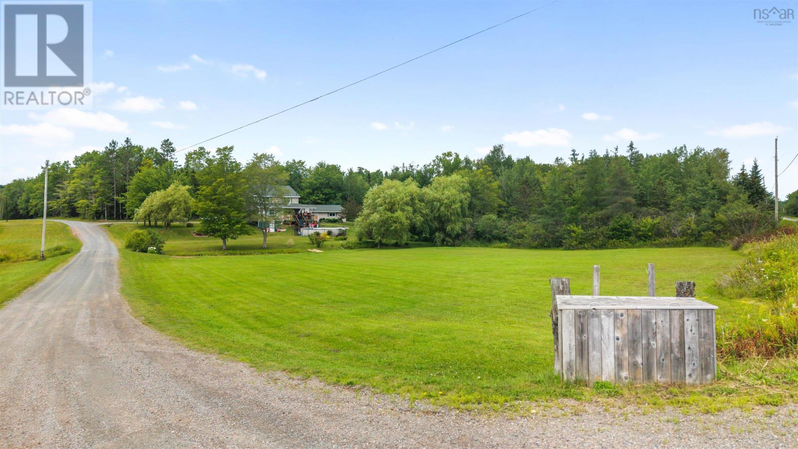 40 Urquharts Lane, Chaswood, Nova Scotia  B0N 2H0 - Photo 3 - 202619558