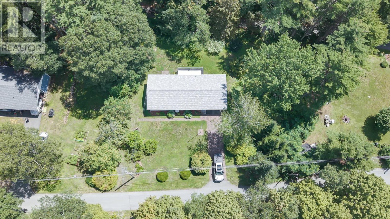 24 Green Acres Road, Pleasantville, Nova Scotia  B0R 1G0 - Photo 2 - 202619587