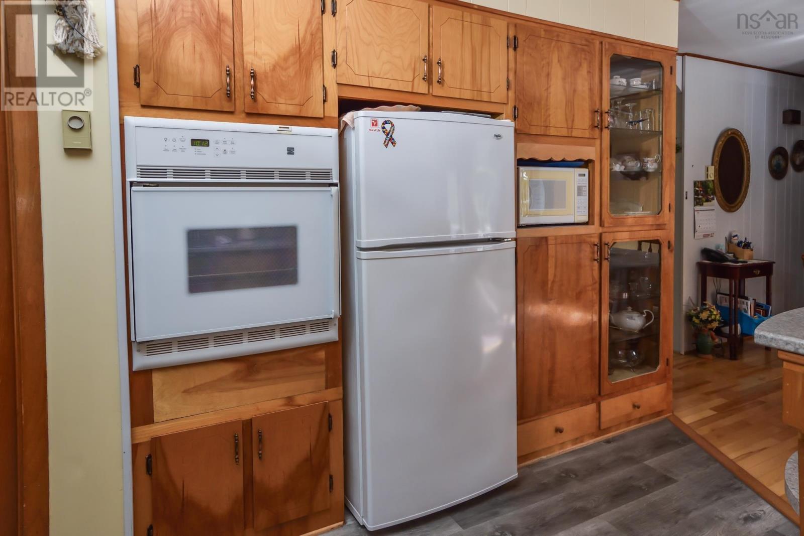 24 Green Acres Road, Pleasantville, Nova Scotia  B0R 1G0 - Photo 8 - 202619587