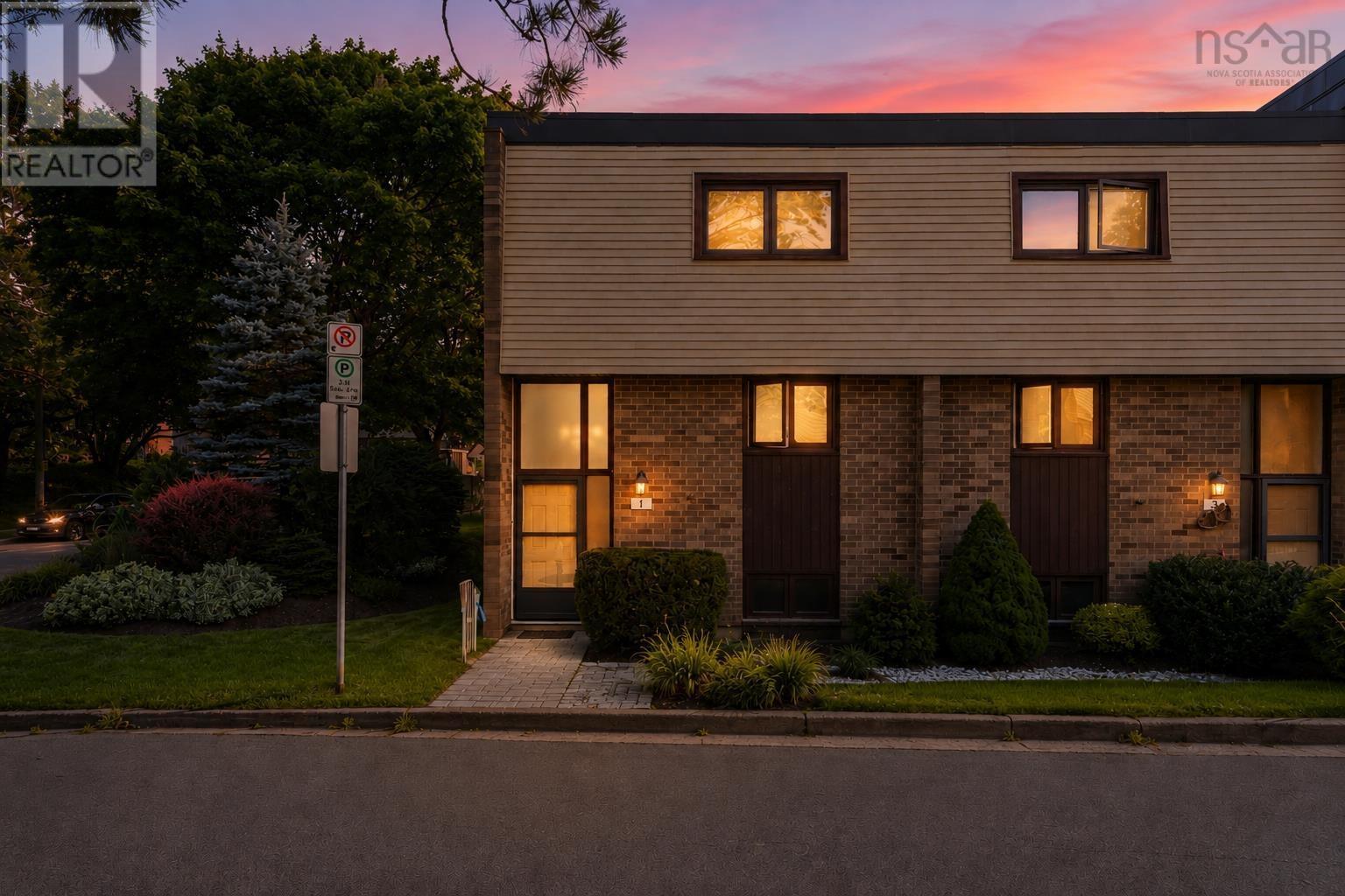 1 Forestside Crescent, Halifax, Nova Scotia  B3M 1M5 - Photo 2 - 202619973