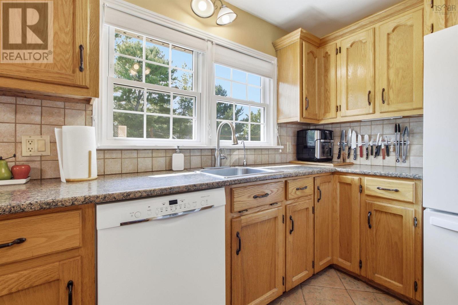8 Lakeview Drive, Windsor, Nova Scotia  B0N 2T0 - Photo 12 - 202620046