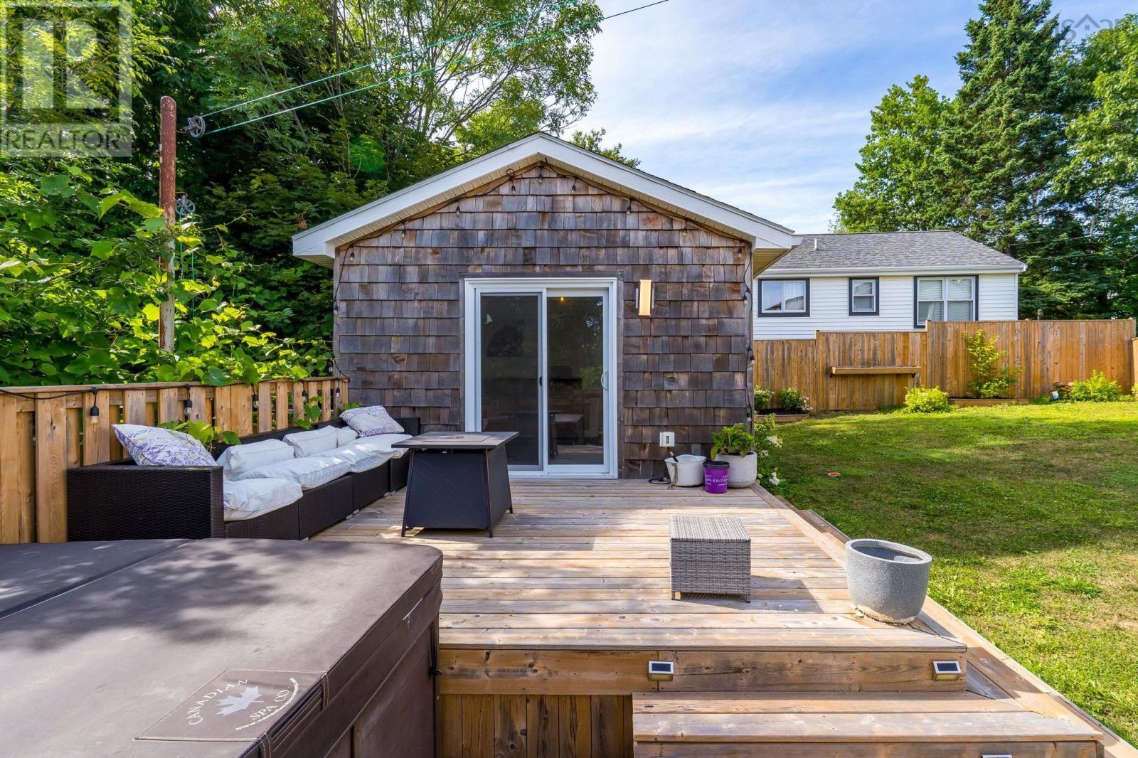 2 Hilltop Terrace, Dartmouth, Nova Scotia  B2Y 3T1 - Photo 32 - 202620146