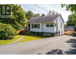 2 Hilltop Terrace, dartmouth, Nova Scotia
