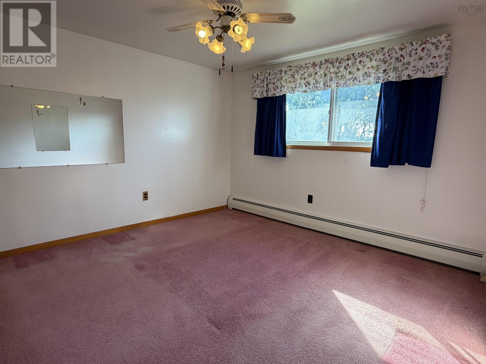 167 Blackett, Glace Bay, Nova Scotia  B1A 1E4 - Photo 17 - 202620235