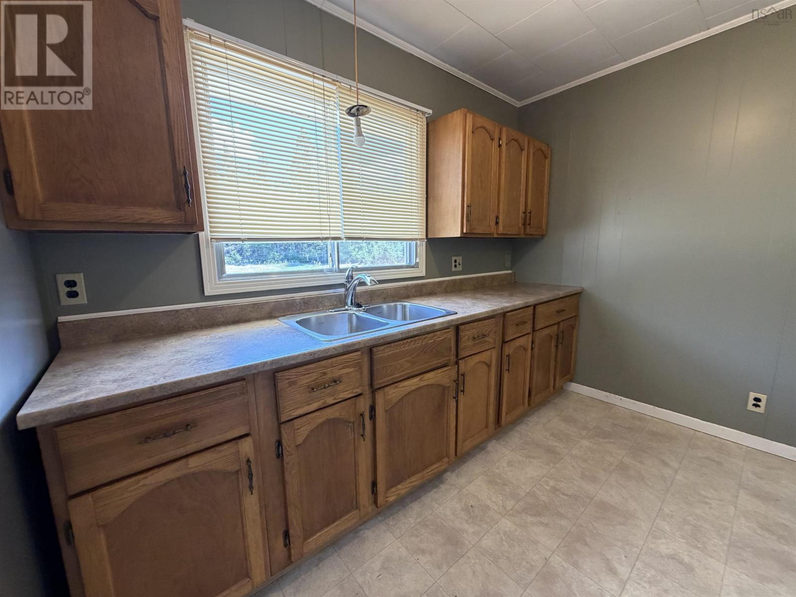 23596 Highway 7, Sheet Harbour, Nova Scotia  B0J 3B0 - Photo 11 - 202620290