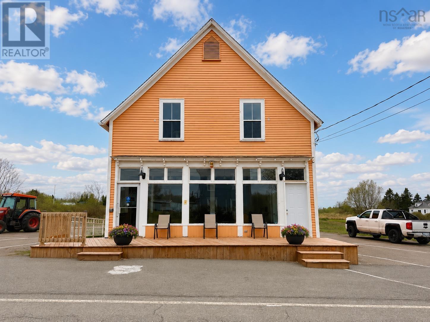 152 Main Street, Joggins, Nova Scotia  B0L 1A0 - Photo 2 - 202620421