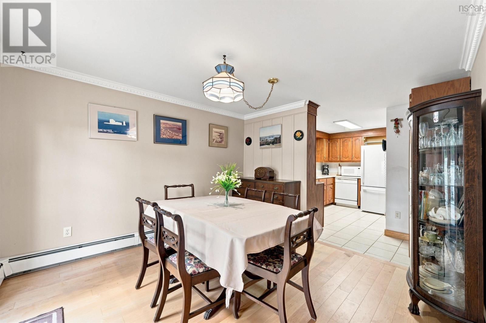 204 High Street, Bedford, Nova Scotia  B4A 1N7 - Photo 12 - 202620609