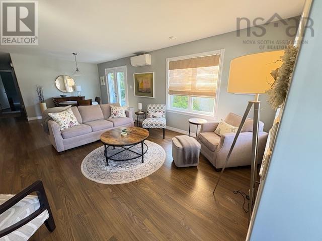 488 Glen Allan Drive, Bridgewater, Nova Scotia  B4V 0B1 - Photo 5 - 202620772