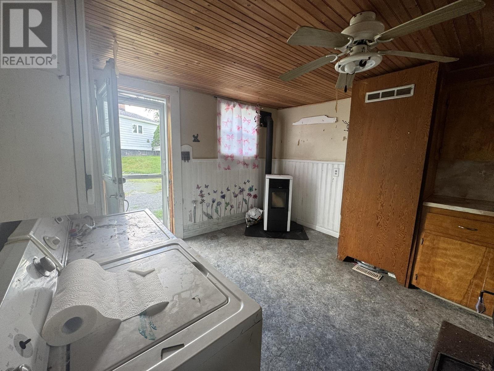2049 Irving Street, Westville, Nova Scotia  B0K 2A0 - Photo 6 - 202620806