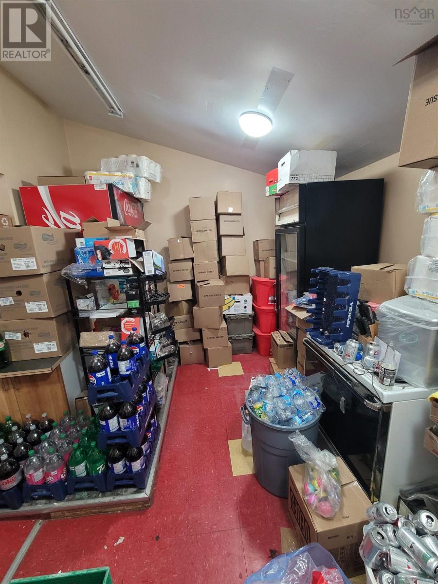 115 West Avenue, Glace Bay, Nova Scotia  B1G 1R3 - Photo 17 - 202620818