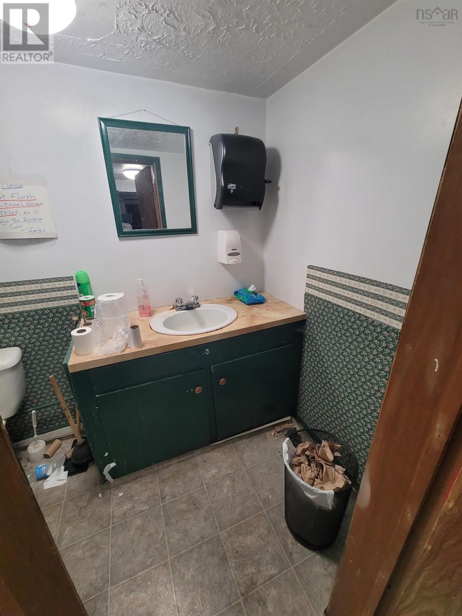 115 West Avenue, Glace Bay, Nova Scotia  B1G 1R3 - Photo 23 - 202620818