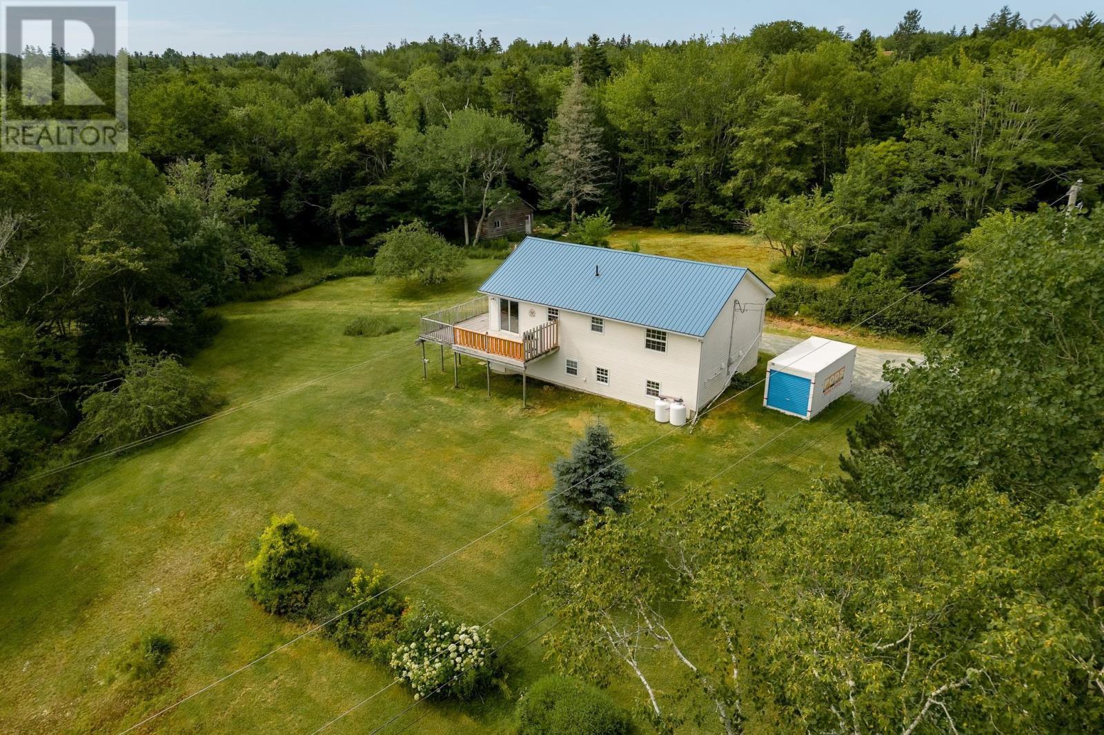 359 Myra Road, Porters Lake, Nova Scotia  B3E 1G2 - Photo 3 - 202620833