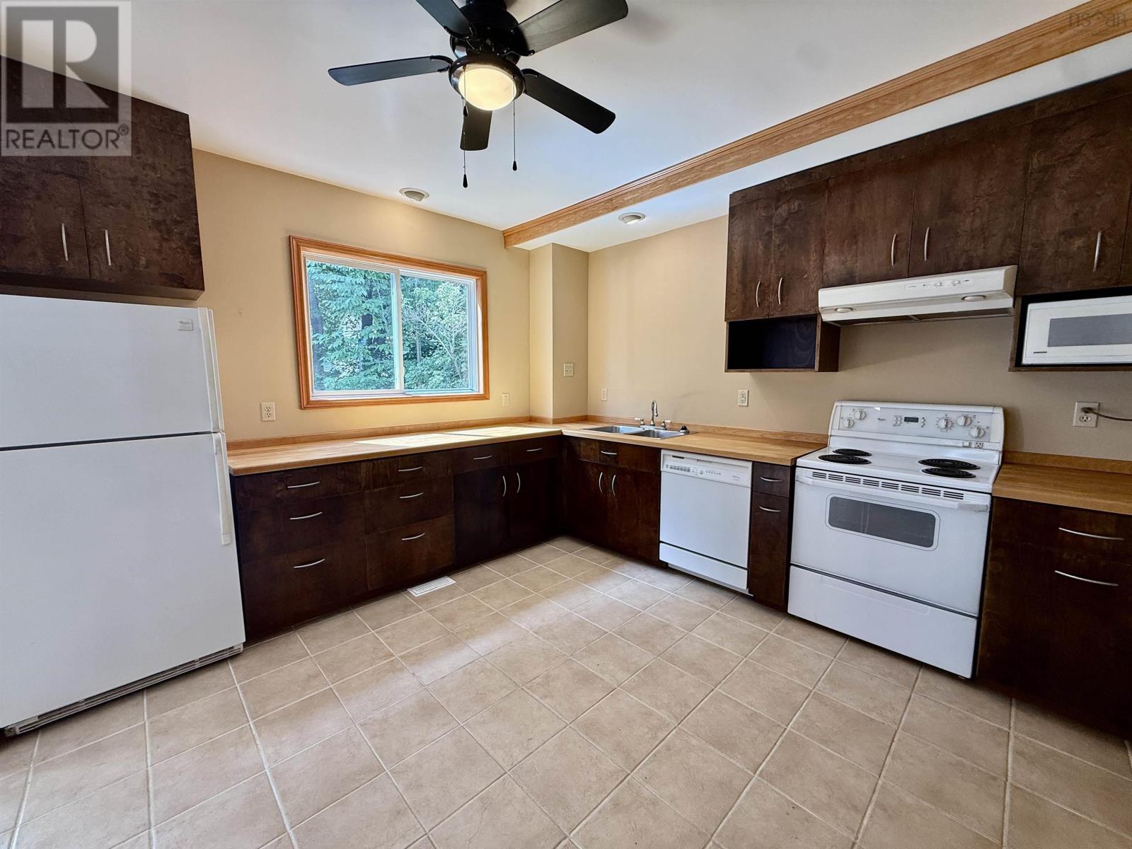6312 Chebucto Road, Halifax, Nova Scotia  B3L 1K8 - Photo 31 - 202620840